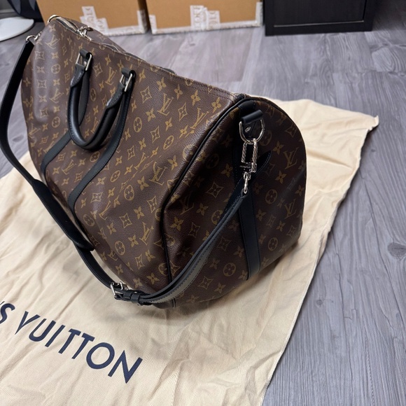 LOUIS CUITTON Keepall Bandoulière 55 bag - Picture 6 of 8